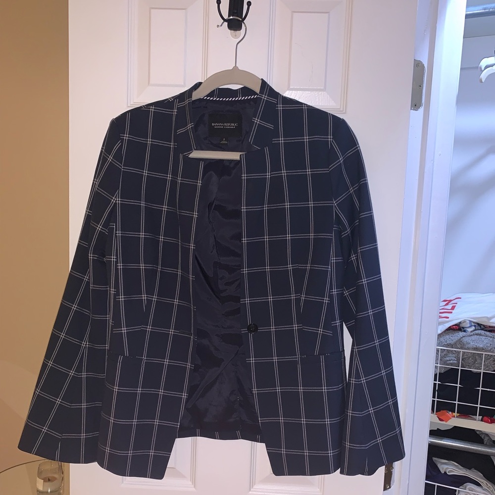 Banana Republic Women’s Navy blazer